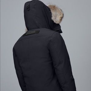 Canada Goose Chateau Paraka Slim Fit in Navy Blue